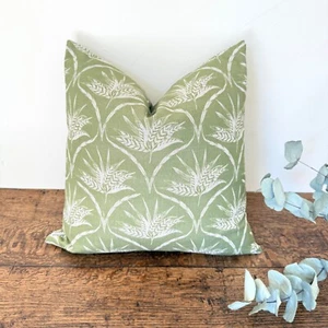 1659. Funda Cojín NEESHA Verde Salvia Estampado Bloque Lino Look 100% Algodón - Imagen 1 de 4