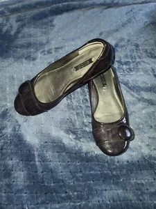 Ecco Womens Black Button Patent Leather Flat Dress Shoes Size 37 (US 6/6.5) - Picture 1 of 7