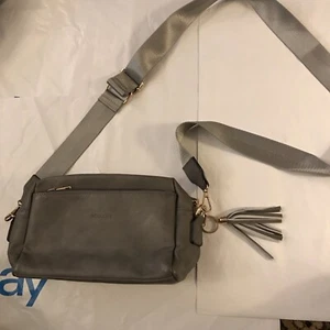 Roulens Triple Zip Small Crossbody Bag Wide Strap Purse - Picture 1 of 3