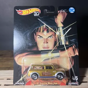 Wonder Woman '67 Austin Mini Van Real Riders 2018 Hot Wheels DC Pop Culture MOMC - Picture 1 of 2