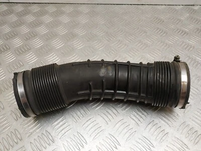 ВПУСКНОЙ ТРУБЧАТЫЙ ШЛАНГ ВОЗДУШНОГО ФИЛЬТРА VOLVO S80 MK2 2008 6898050 - Изображение 1 из 4