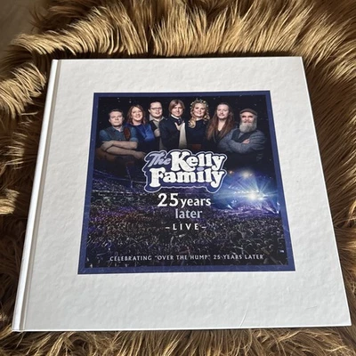 25 Years Later-Live (Limitierte Fotobuch Ed.) - Bild 1 von 4