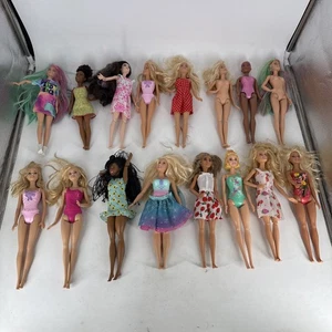 Lot 16 Barbie Dolls And Other Brands Please See Pictures ! - Picture 1 of 15