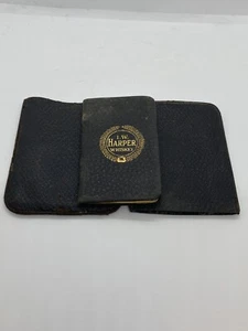 1909 I.W. HARPER WHISKEY VERKÄUFER GIVEAWAY (SELTENER FUND) im Original Halter - Bild 1 von 8