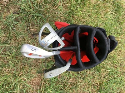 PING Junior/Kids RED 22" STAND 4-Way GOLF CLUB AND 3 Golf clubs sw.6iron,putter - Image 1 of 4