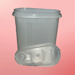 Vintage Tupperware 792-7 White Container Lid Pitcher Pour Top Food Retro Kitchen - Picture 1 of 8