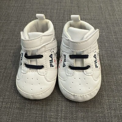 FILA Tenis Cuna Bebé Suave Infantil Blanco y Azul Talla 6-9 Meses  Foto 1 de 4