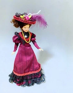 Dollhouse Miniature Dressed Victorian Porcelain Lady Doll - Picture 1 of 3