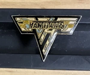 Vintage 1980s Van Halen Pinback Lapel Pin Rock And Roll Music Button Eddie Alex - Picture 1 of 2