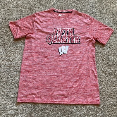 Russell Fifth Quarter W Wisconsin Badgers Tee Shirt Mens Large 42-44 - Image 1 of 4