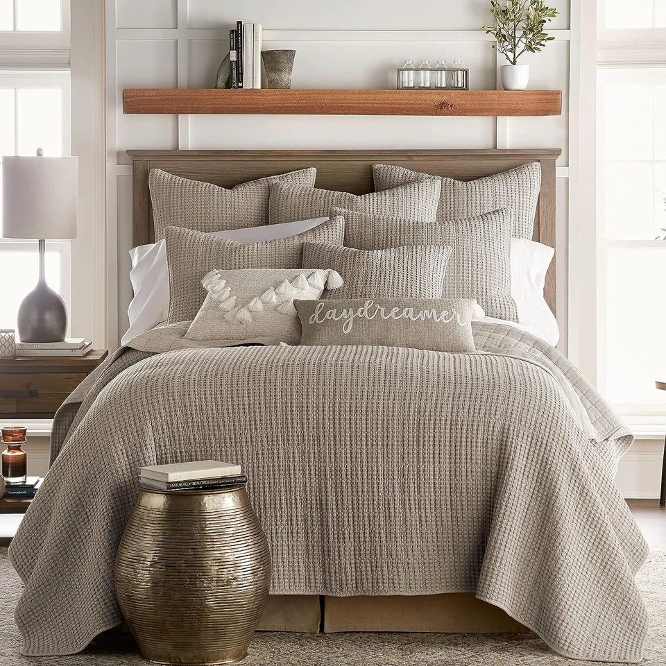 Juego de edredón y almohada Mills Waffle - Levtex Home - King - Taupe Foto 1 de 1