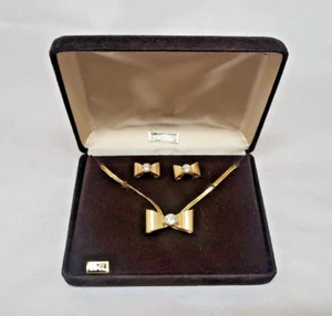 Pendientes y collar vintage de pajarita de circonita cúbica de 2,0 quilates en tono dorado vintage - Imagen 1 de 6