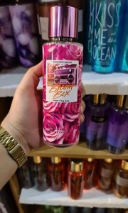 VICTORIA'S SECRET Bloom Box FRAGANCIA BRUMA 8,4 OZ 250 ml - Imagen 1 de 1