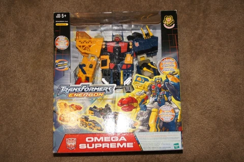 Transformers Energon Omega Supreme Complete with Box Powerlinx Cover
