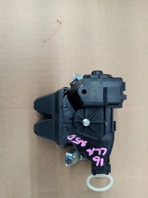 Cierre maletero Mercedes Benz 2016 CLA250 Foto 1 de 4