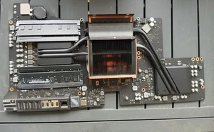 Apple iMac Pro 2017 A1862 10-Core Xeon W 3 GHz, Radeon Pro Vega 64 16GB Ram - Photo 1/12