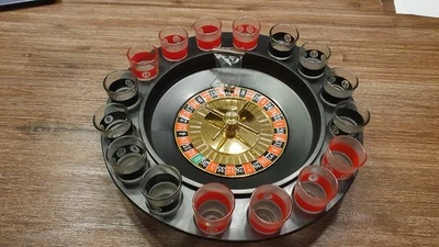 Trinkspiel/Partyspiel, Roulette, 16 Schnapsgläser, gebraucht, sehr guter Zustand - Bild 1 von 4