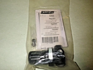 Speedaire Air Regulator 1/4" NPT 15 CFM 300 PSI Regulator 4ZM08A  - Picture 1 of 3