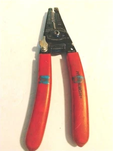 Pelacables Milwaukee 360271940 - Imagen 1 de 4