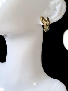 VINTAGE Art Deco Earrings Clip On Gold Tone Blue Diamante Sprig Style Stunning. - Picture 1 of 13