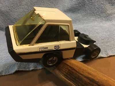 J I Case Hurricane Hauler Truck ERTL  1/25 Scale Used - no box - Rare - Image 1 of 4