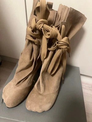 Vivienne Westwood Animal Toe Bag Boots – Classic Women's Party Wear Shoes JP - Image 1 of 4