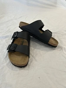 Sandalia Birkenstock Arizona Birko-Flor, negra, talla 39 EU 8-8,5 EE. UU. - Imagen 1 de 12