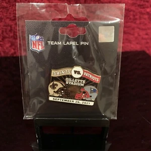 2021 New Orleans Saints VS New England Patriots 9/26/21 Gillette Game Day Pin - Picture 1 of 2