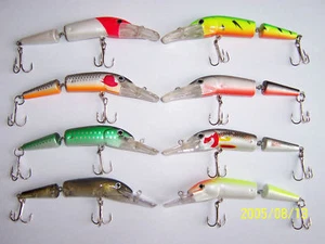 8 x 10g ULTRA JOINTED J13 PLUG LURES RAPALA TREBLE HOOK BASS PIKE 3 x WIRE TRACE - Picture 1 of 3