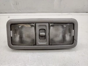 2007 MITSUBISHI SHOGUN PAJERO MK4 INTERIOR READING LIGHT LAMP MR962020ZZ - Picture 1 of 3