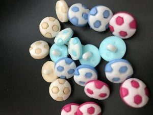 20 süße Fußball Schaft Knöpfe Handwerk Sammelalbum Nähen Verzierung Zum Selbermachen US-VERKÄUFER  - Bild 1 von 6