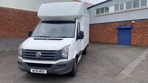 VW Crafter Luton With Tail lift - Picture 1 of 9