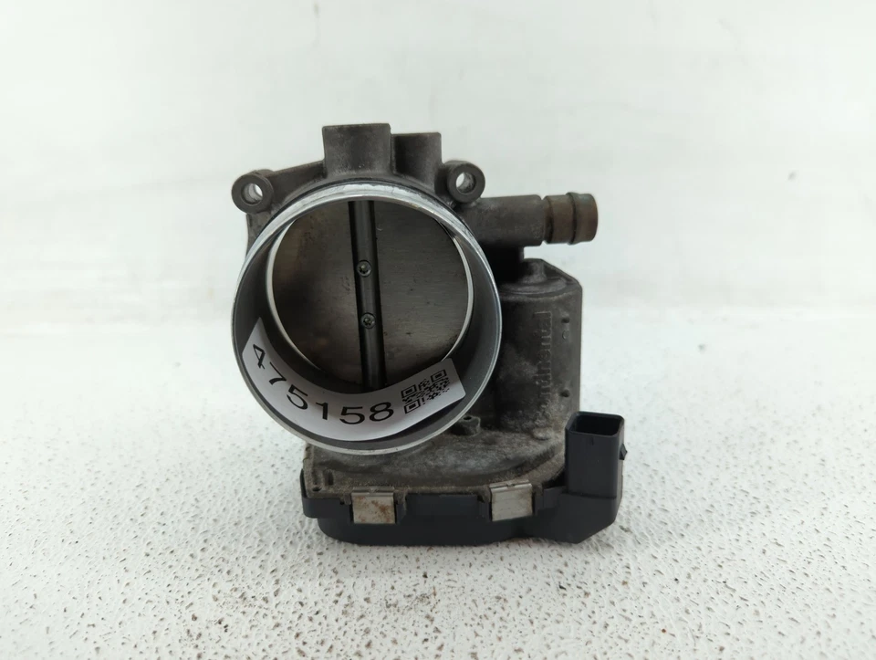 BMW 435i 2014-2016 carrocería del acelerador QSVI8 Foto 1 de 4