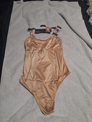 Sofia Vergara Shapewear Corset Sculpting Thong Bodysuit Almond Size Small NWT - Image 1 of 4