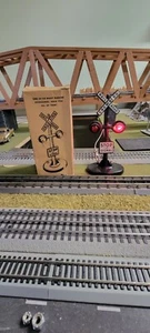 Marx 423 Twin Light Crossing Flasher, Working with Original Box (Oval Base) - Picture 1 of 12
