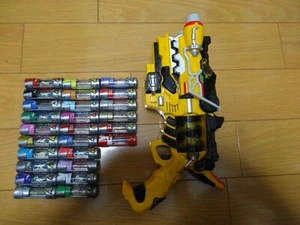 Bandai Beast Power Sentai Kyoryuger Revolver Spielzeug Zyudenchi Set 1-23,V,DX,1+ - Bild 1 von 4