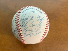1990 Albany/Colonie Yankees Team Signed Baseball with Bernie Williams 
