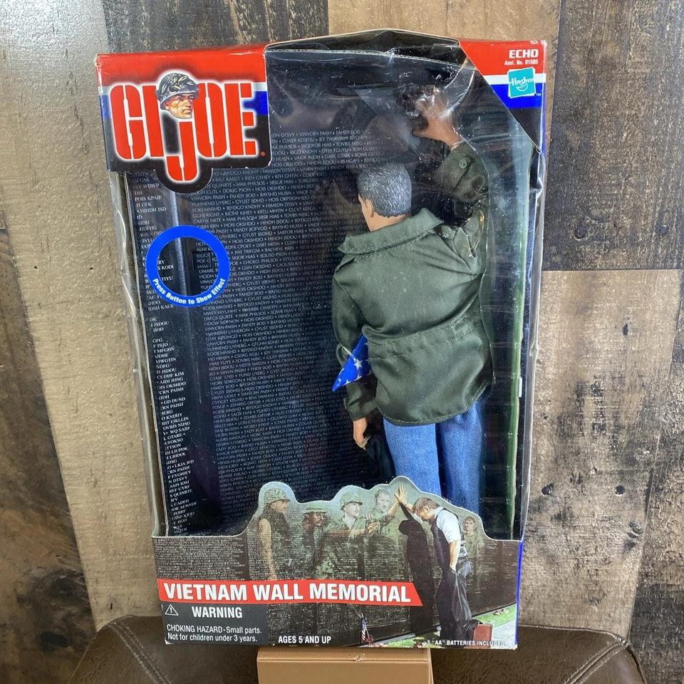 2000 Hasbro Gi Joe Vietnam Wall Memorial 12" Figure