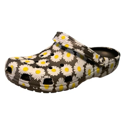 Crocs Size 8 Classic Clog Daisy Print Slip On Shoes Women's - Image 1 of 4