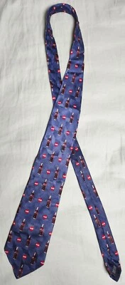 Corbata Marca Coca Cola Azul Para Hombre 100% Seda Hecha en Corea Tema Coca-Cola Foto 1 de 4