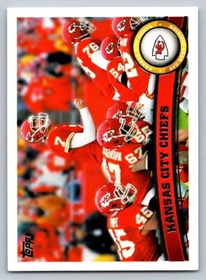 2011 Topps Football #317 Kansas City Chiefs (Matt Cassel and Offensive Line) TC - Image 1 of 2