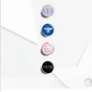 Dior novelty badge / brooch 4-piece set with box Rare NEW F/S - Picture 1 of 4
