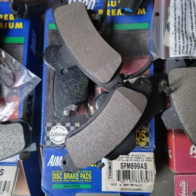 Rear Disc Brake Pad Set Aimco SPM899AS Brake Pads For 1999-2002 Mercury Cougar - Image 1 of 2