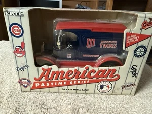 Banco de metal fundido a presión serie American Pastime de colección Minnesota Twins MLB nuevo - Imagen 1 de 3