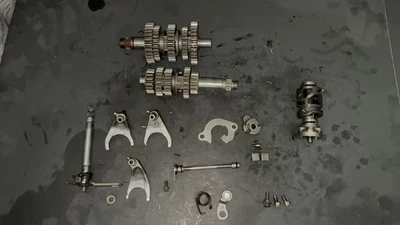 Yamaha YZ250F 2001-2007 OEM transmisión engranajes eje de cambio horquillas conjunto de tambor Foto 1 de 4