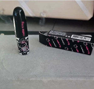 New In Box Limited Edition/Discontinued Hello Kitty Lipstick STRAYIN Frost-MAC - Picture 1 of 8