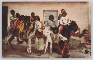 Postkarte Pueblo Indianerfamilie - Bild 1 von 2