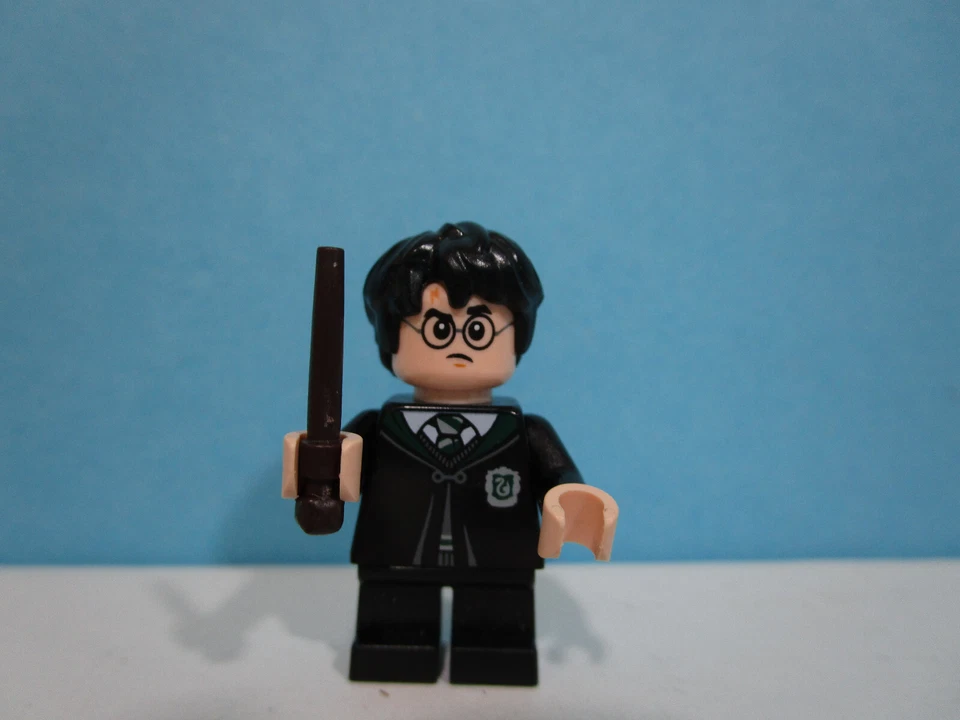 Lego ® Minifigur Harry Potter aus Set 76386 Misslungener Vielsaft-Trank 20 Jahre - Bild 1 von 1