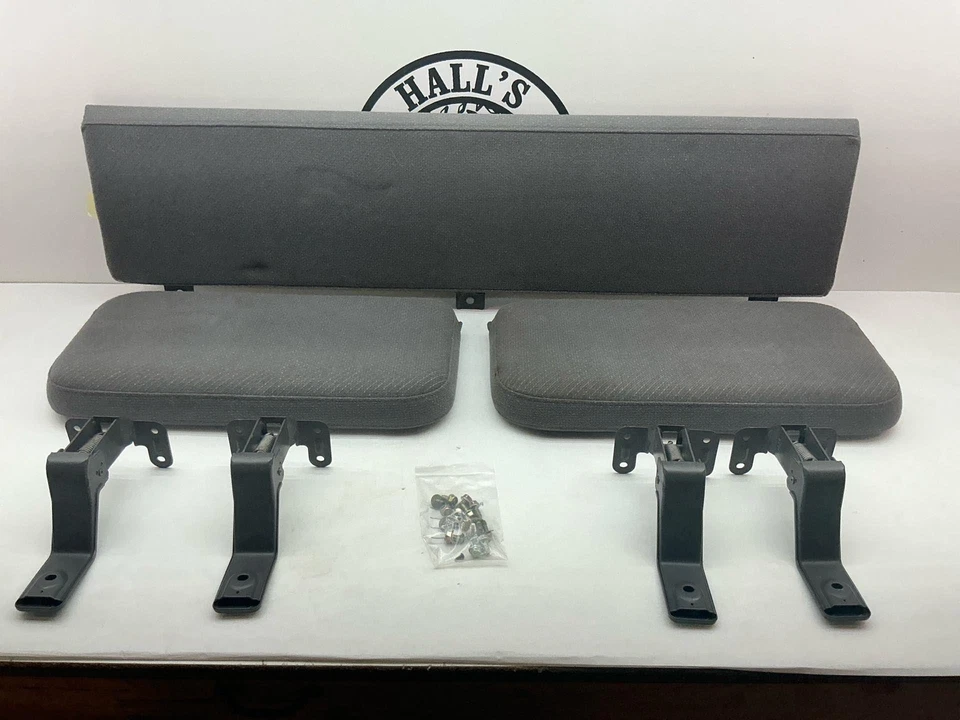 PAIR OF 1991 mazda B2600 B2200 Pick Up Extended Cab Rear Seat 87 88 89 90 91 - Изображение 1 из 4