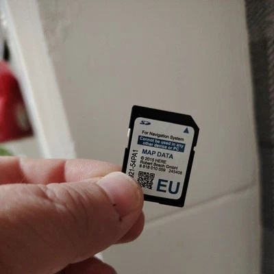 39921-54PA3 GENUINE SUZUKI VITARA ETC Sat Nav Map Data SD Card - Europe BOSCH - Image 1 of 3